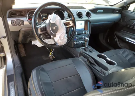 2023 Ford Mustang Gt z USA, uszkodzony, nr VIN 1FATP8FF3P5107548